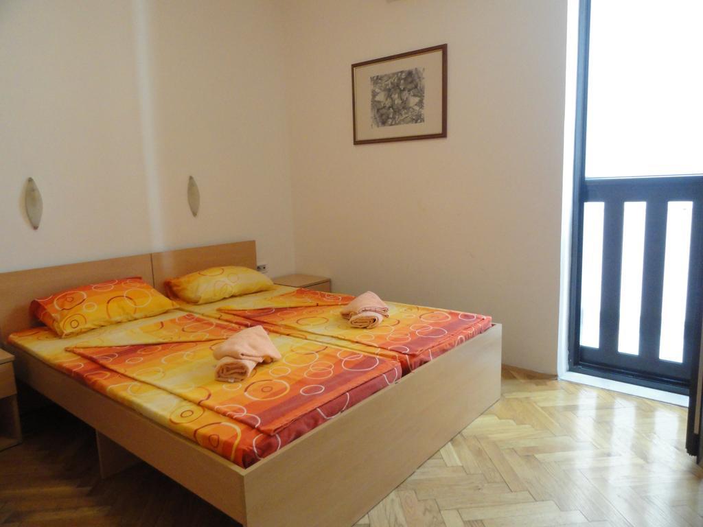 Apartments Mare Budva Phòng bức ảnh