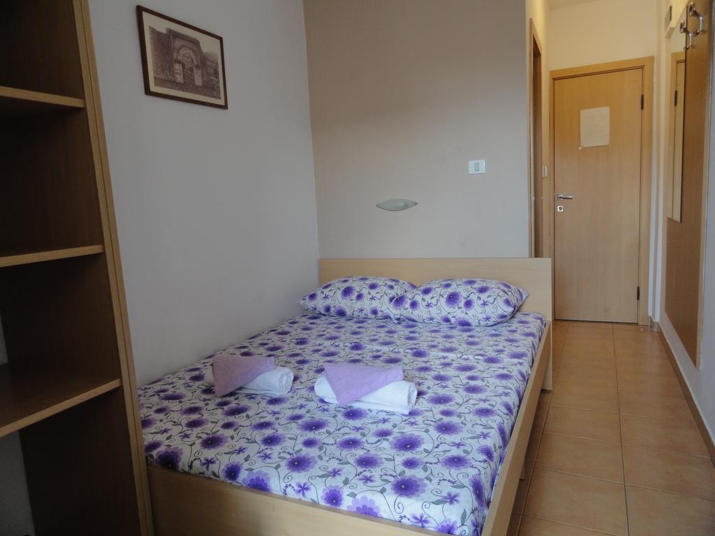 Apartments Mare Budva Phòng bức ảnh