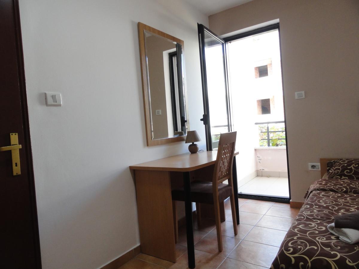 Apartments Mare Budva Ngoại thất bức ảnh
