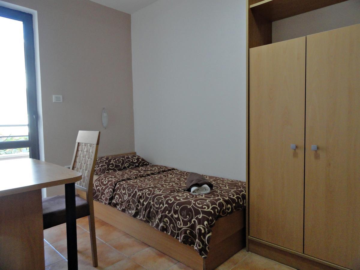 Apartments Mare Budva Phòng bức ảnh