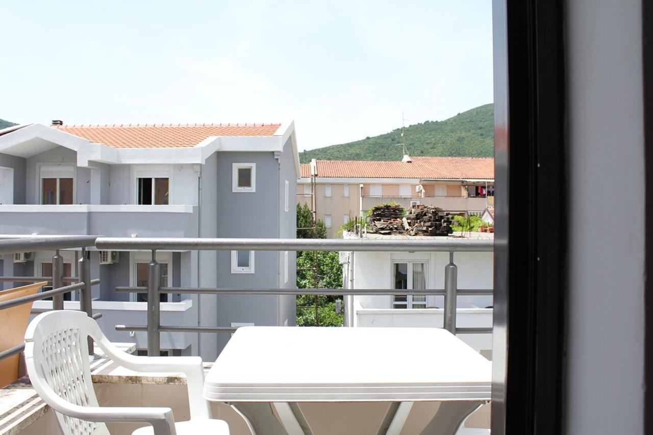 Apartments Mare Budva Phòng bức ảnh