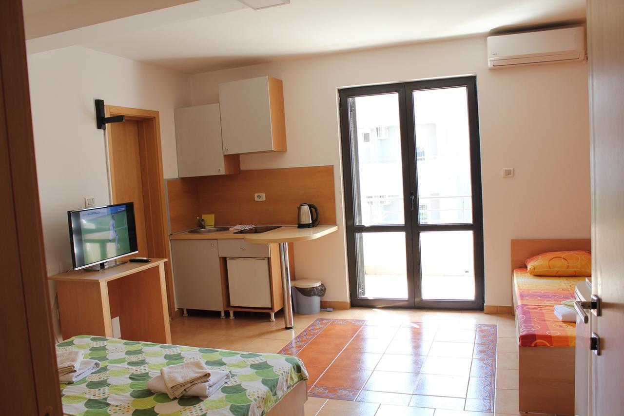 Apartments Mare Budva Ngoại thất bức ảnh