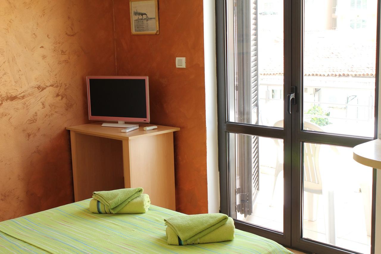 Apartments Mare Budva Ngoại thất bức ảnh
