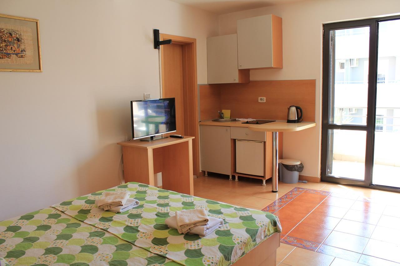 Apartments Mare Budva Phòng bức ảnh