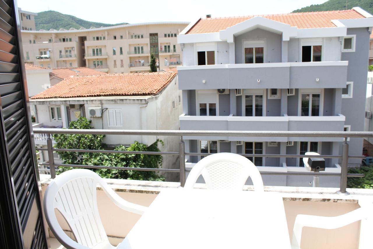 Apartments Mare Budva Phòng bức ảnh